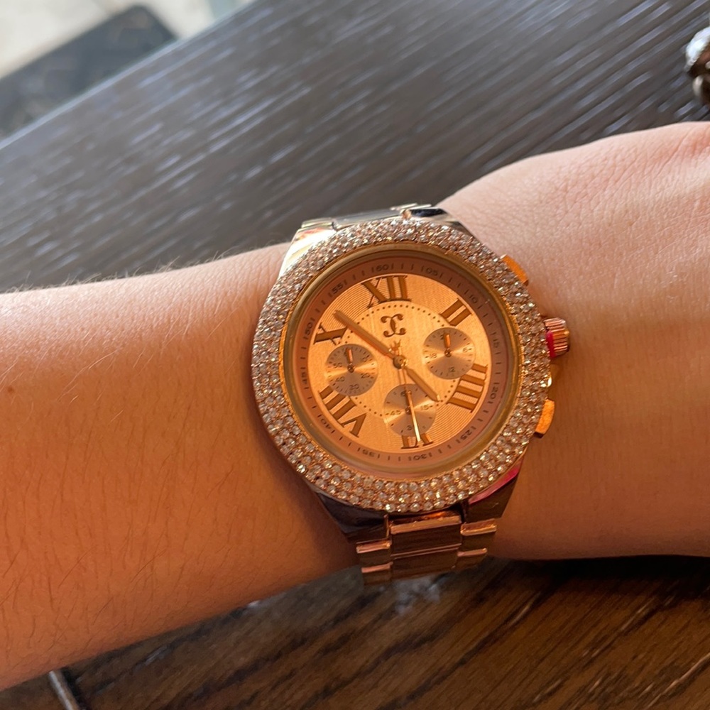 BNWT rose gold Charming Charlie watch